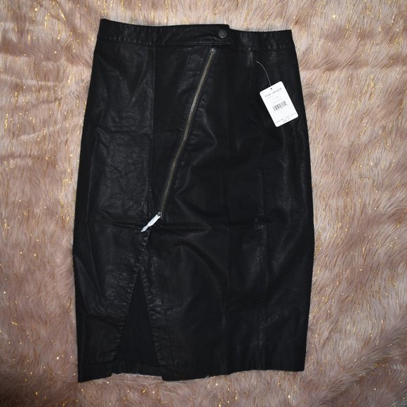 NWT! Free People Faux Leather Wrap Skirt (Size 12) - Picture 4 of 7